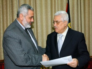 PM  Ismail Haniyeh  with  President Mahmoud Abbas. Photo credit    Palestinian Press Office